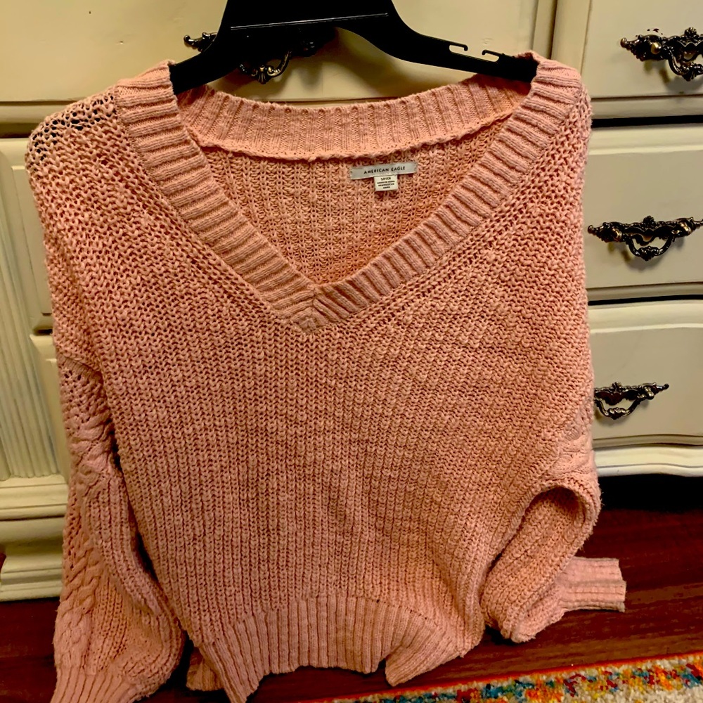 Light pink vneck sweater